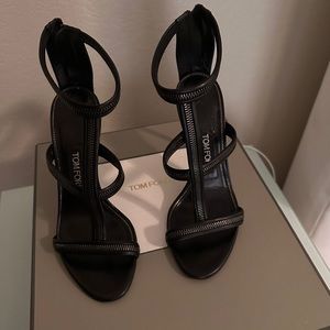 Tom Ford black heals